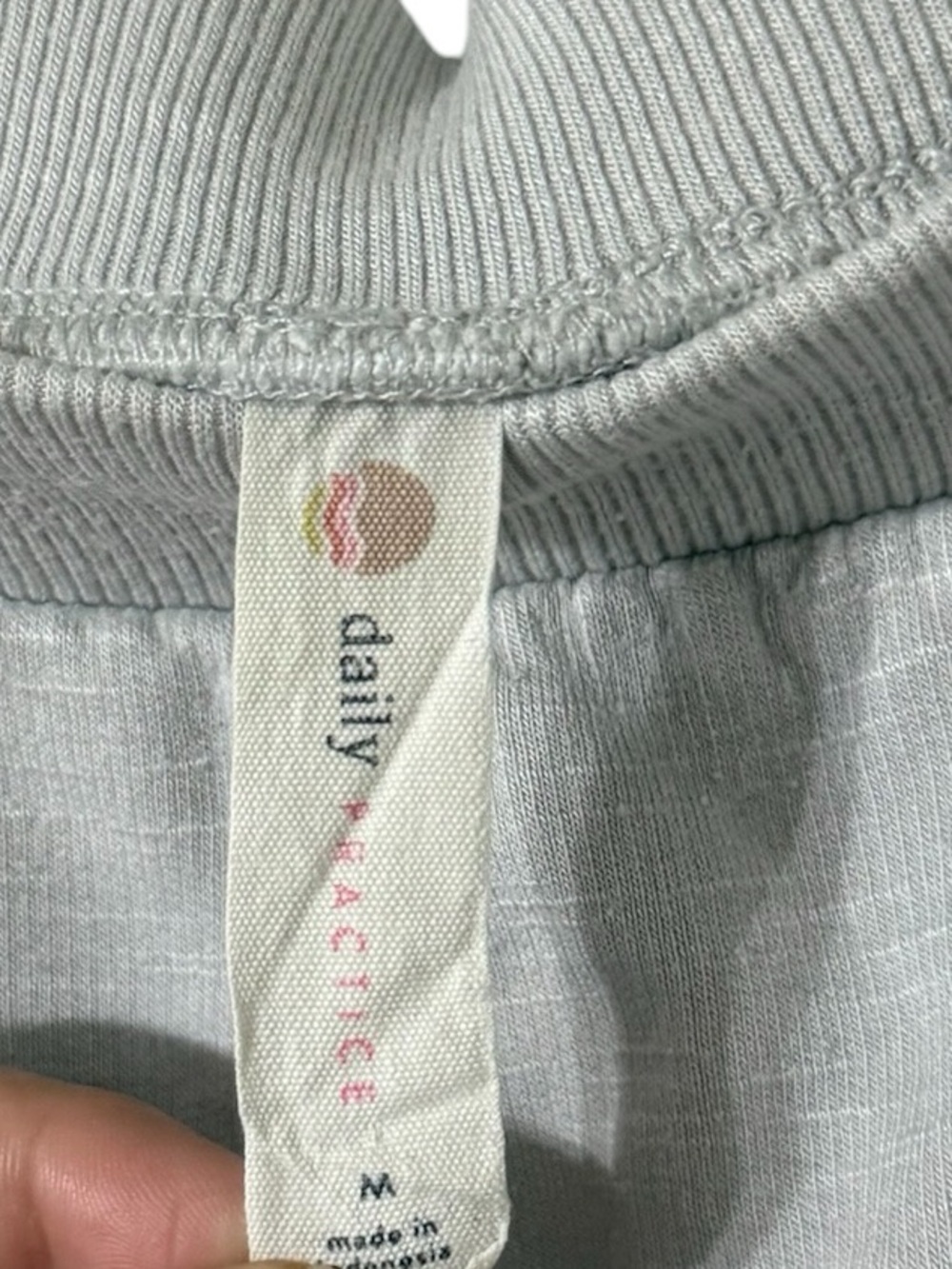 ANTHROPOLOGIE Daily Practice Gray Relaxed Joggers Sweatpants - Picture 4 of 7